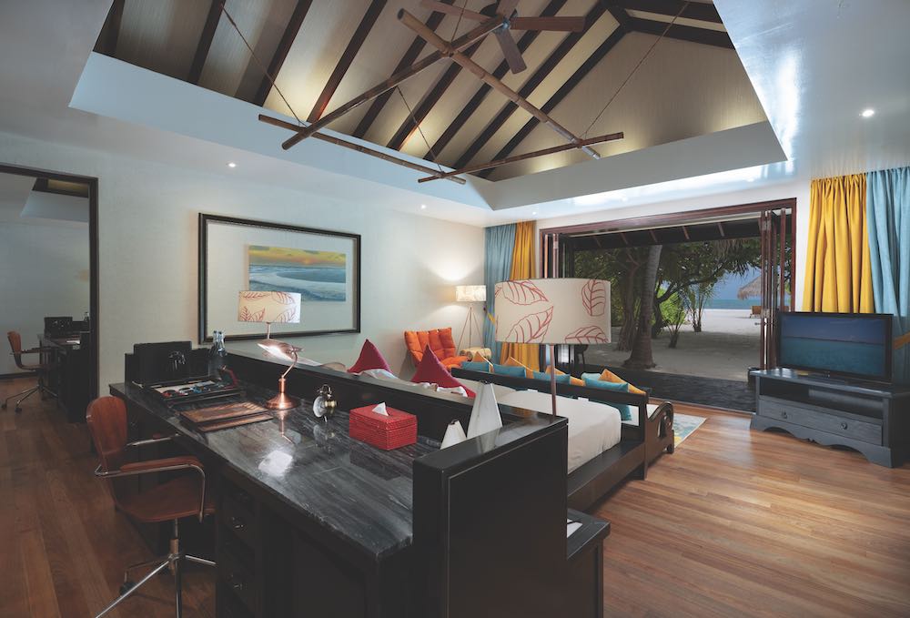 2-Bedroom Sunset Family Beach Villa photo 4